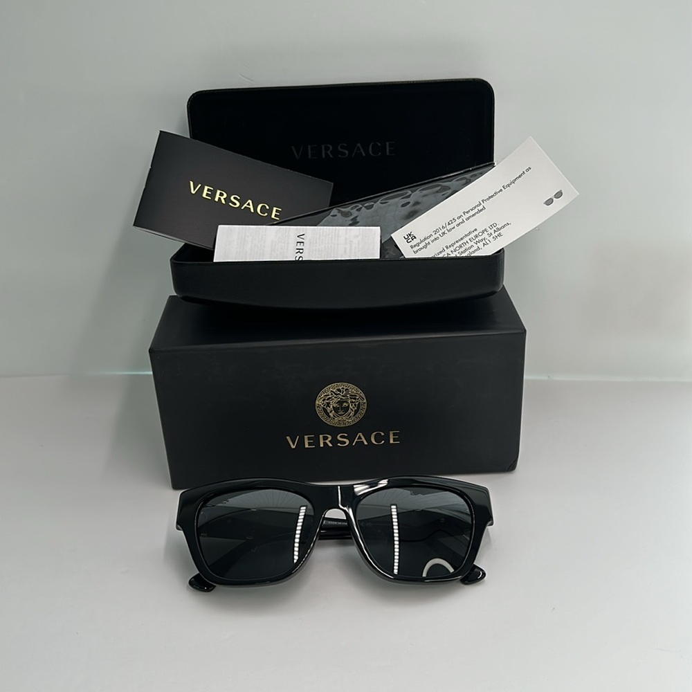 💯- New Authentic VERSACE Men's Low Bridge Fit Sunglasses VE4457F - Picture 10 of 11